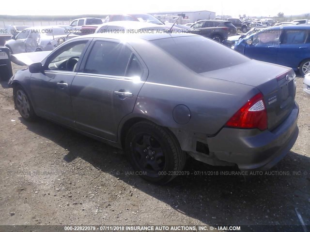 3FAHP0HA8AR410693 - 2010 FORD FUSION SE GRAY photo 3