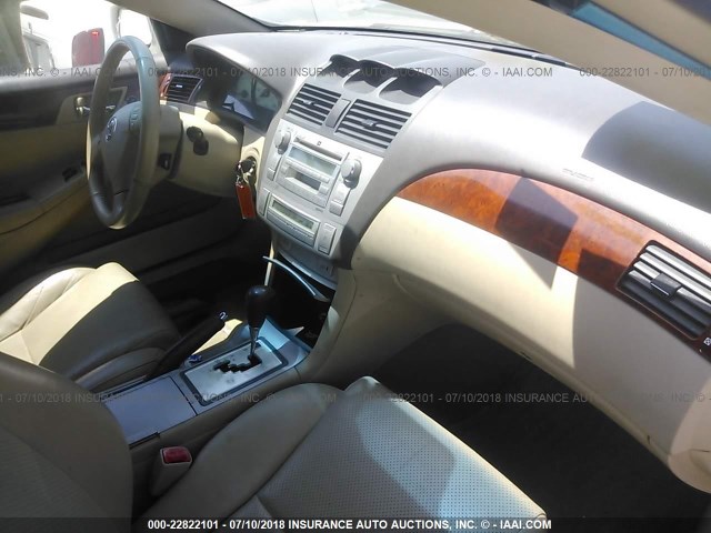 4T1FA38P66U066222 - 2006 TOYOTA CAMRY SOLARA SE/SLE თეთრი ფოტო 5