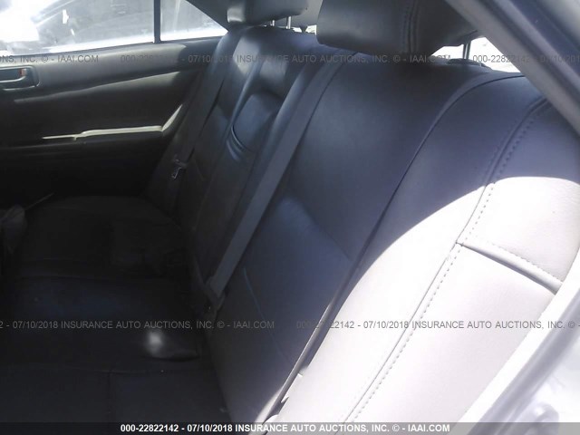 4T1BF30KX4U081495 - 2004 TOYOTA CAMRY LE/XLE/SE 银色 照片 8