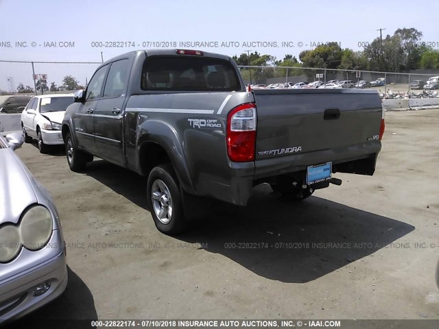5TBET34146S544436 - 2006 TOYOTA TUNDRA DOUBLE CAB SR5 GRAY photo 3