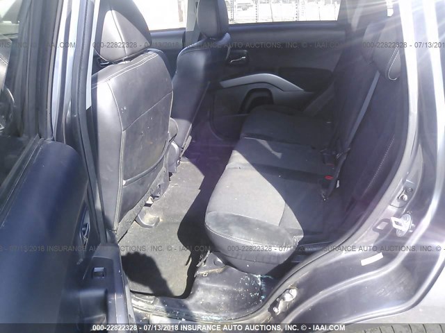 JA4AT3AW8AZ016440 - 2010 MITSUBISHI OUTLANDER SE GRAY photo 8