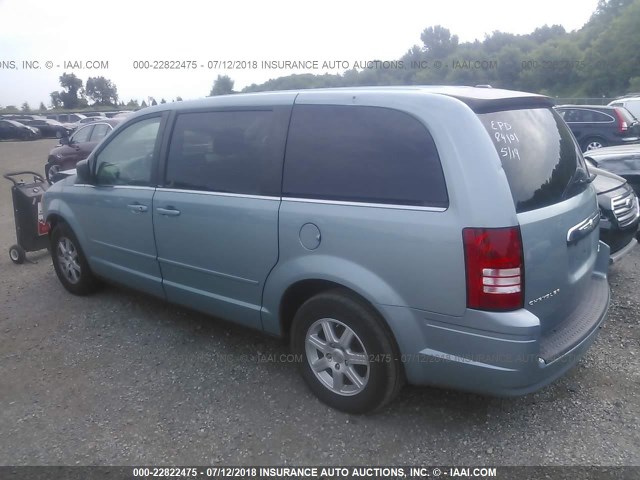 2A4RR2D19AR330216 - 2010 CHRYSLER TOWN & COUNTRY LX SILVER photo 3