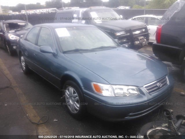 4T1BG22KX1U830702 - 2001 TOYOTA CAMRY CE/LE/XLE 绿色 照片 1