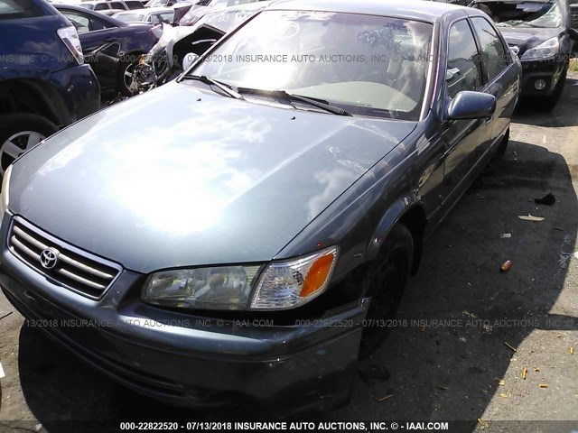 4T1BG22KX1U830702 - 2001 TOYOTA CAMRY CE/LE/XLE 绿色 照片 6