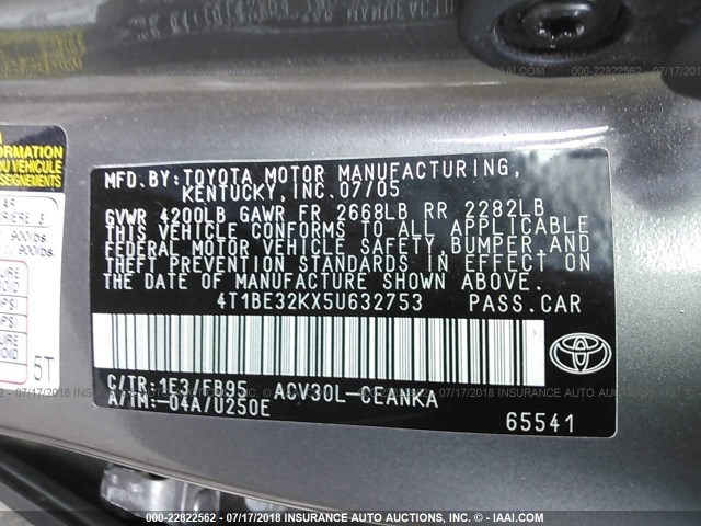 4T1BE32KX5U632753 - 2005 TOYOTA CAMRY LE/XLE/SE 银色 照片 9