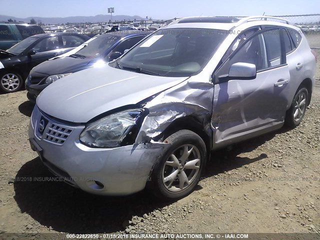 JN8AS58V58W400175 - 2008 NISSAN ROGUE S/SL SILVER photo 2