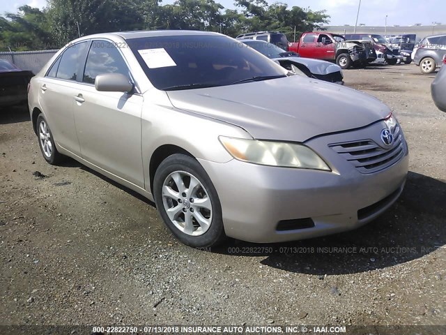 4T1BE46K67U125772 - 2007 TOYOTA CAMRY NEW GENERAT CE/LE/XLE/SE GOLD photo 1