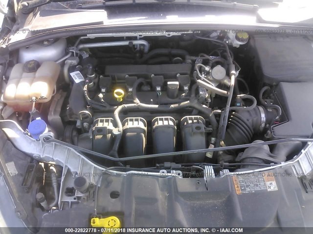 1FADP3F20GL325737 - 2016 FORD FOCUS SE SILVER photo 10