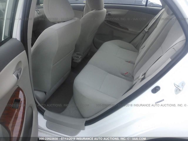 JTDBL40E49J049079 - 2009 TOYOTA COROLLA LE/XLE WHITE photo 8