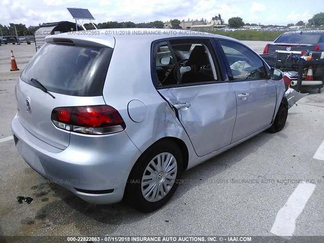 WVWDB7AJ2BW258628 - 2011 VOLKSWAGEN GOLF SILVER photo 4