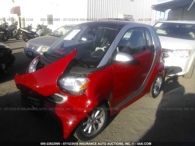 WMEEJ3BA9EK775761 - 2014 SMART FORTWO PURE/PASSION RED photo 2
