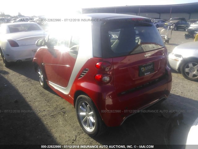 WMEEJ3BA9EK775761 - 2014 SMART FORTWO PURE/PASSION RED photo 3