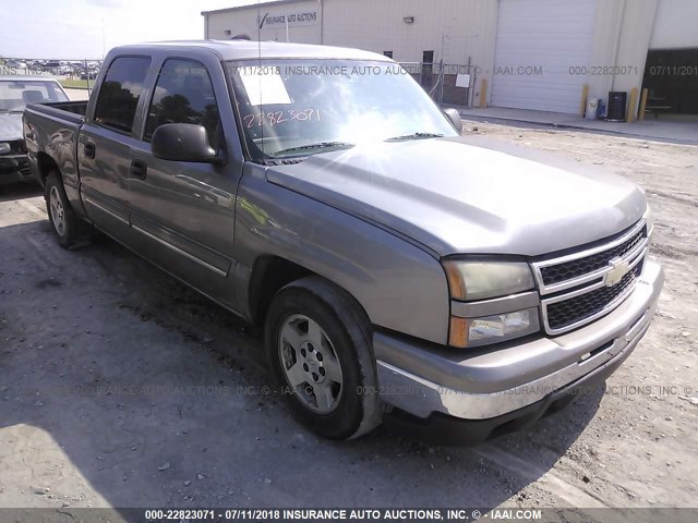 2GCEC13Z571139844 - 2007 CHEVROLET SILVERADO C1500 CLASSIC CREW CAB GRAY photo 6