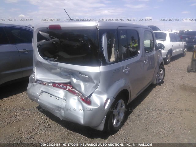 JN8AZ2KR9CT252516 - 2012 NISSAN CUBE S/SL/KROM SILVER photo 4