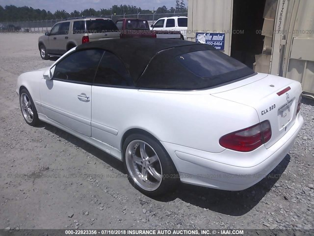 WDBLK65G9YT041560 - 2000 MERCEDES-BENZ CLK 320 WHITE photo 3