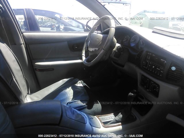 2G4WB55K611105221 - 2001 BUICK REGAL LS 栗色 照片 5