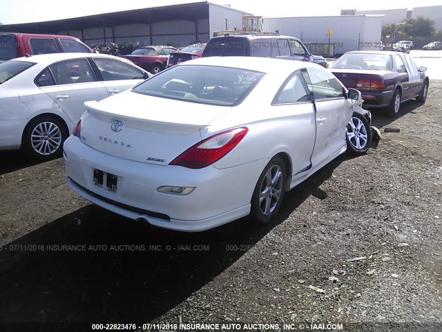 4T1CE30P97U754493 - 2007 TOYOTA CAMRY SOLARA SE/SLE WHITE photo 4