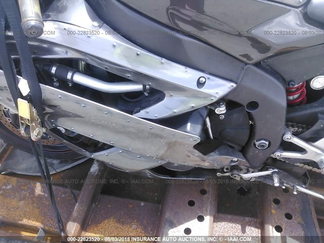 JYARJ12EX6A006115 - 2006 YAMAHA YZFR6 L GRAY photo 9