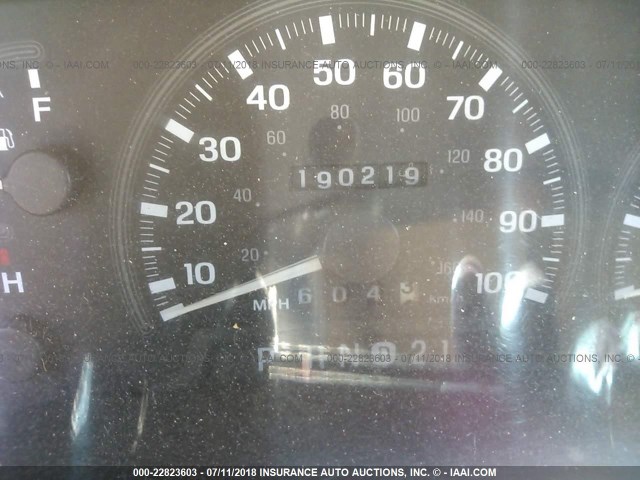 5LMPU28LXWLJ27979 - 1998 LINCOLN NAVIGATOR BLACK photo 7