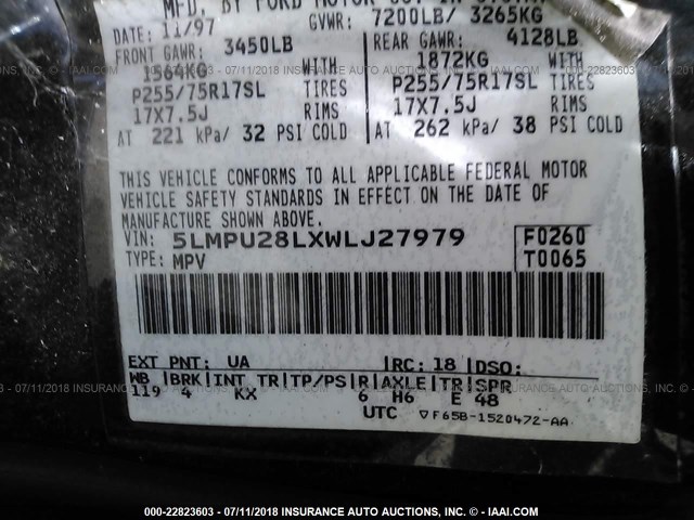 5LMPU28LXWLJ27979 - 1998 LINCOLN NAVIGATOR BLACK photo 9