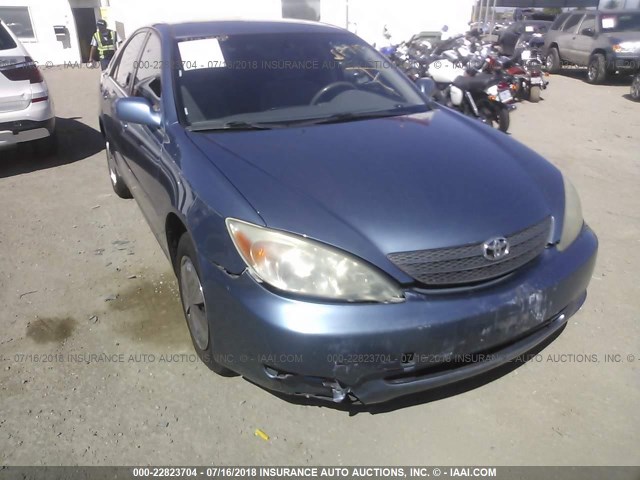 JTDBE32K230180614 - 2003 TOYOTA CAMRY LE/XLE Light Blue photo 6