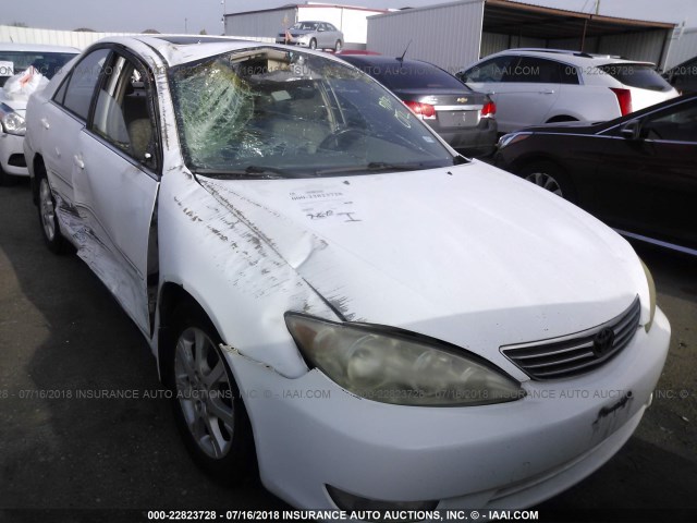 JTDBF32K550165072 - 2005 TOYOTA CAMRY LE/XLE/SE Ağ foto 6