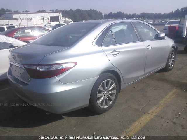 4T1BF1FK4FU950395 - 2015 TOYOTA CAMRY LE/XLE/SE/XSE SILVER photo 4