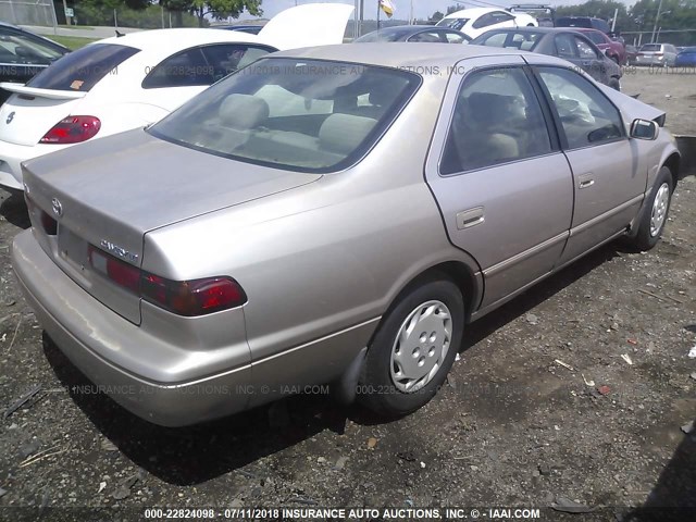 4T1BG28K9WU844539 - 1998 TOYOTA CAMRY CE/LE/XLE ოქროსფერი ფოტო 4
