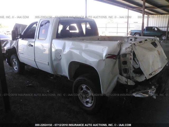 1GTEK19J68Z170341 - 2008 GMC SIERRA K1500 WHITE photo 3