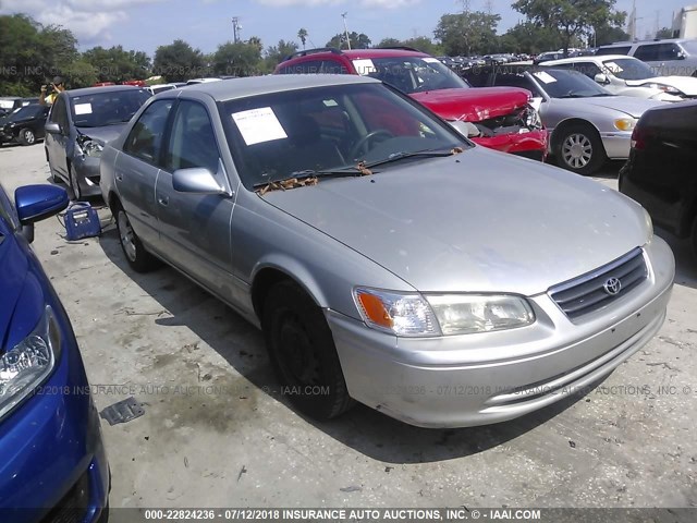 4T1BG22K81U110511 - 2001 TOYOTA CAMRY CE/LE/XLE 灰色 照片 1