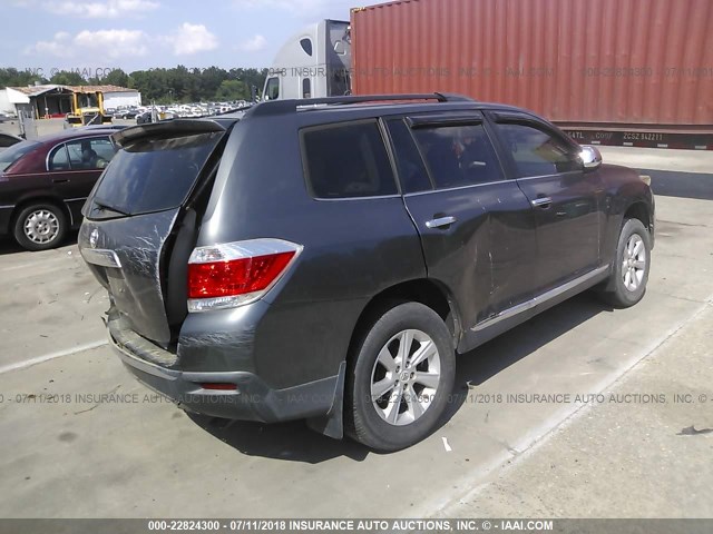 5TDZK3EH7BS045812 - 2011 TOYOTA HIGHLANDER SE GRAY photo 4