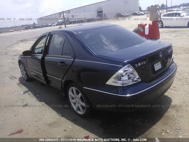 WDBRF40J33F434032 - 2003 MERCEDES-BENZ C 230K SPORT SEDAN BLUE photo 3