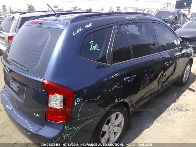 KNAFG525377075995 - 2007 KIA RONDO LX/EX BLUE photo 4