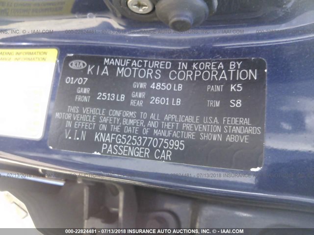 KNAFG525377075995 - 2007 KIA RONDO LX/EX BLUE photo 9