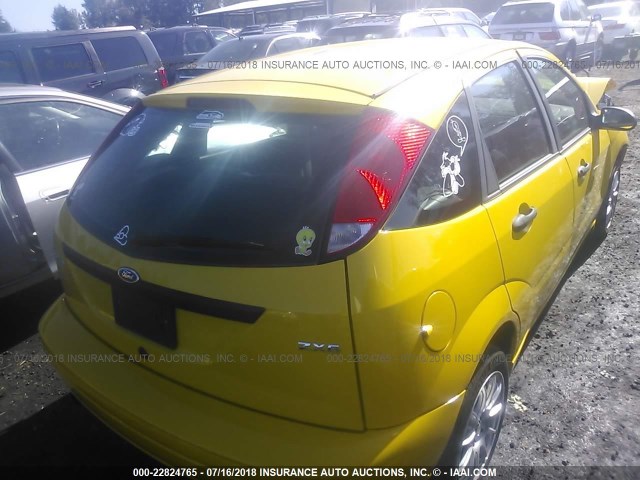 1FAFP37N16W194946 - 2006 FORD FOCUS ZX5 YELLOW photo 4
