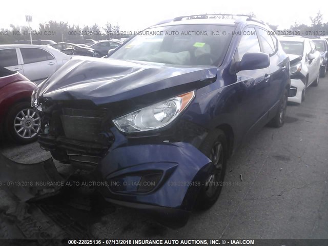 KM8JUCACXBU257368 - 2011 HYUNDAI TUCSON GLS/LIMITED BLUE photo 2