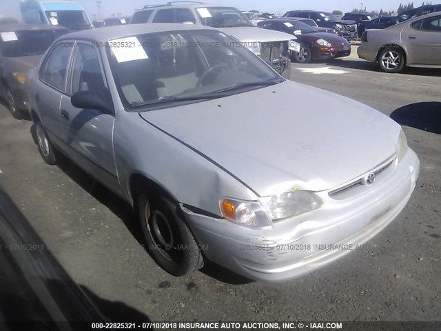 1NXBR12E0YZ310145 - 2000 TOYOTA COROLLA VE/CE/LE 银色 照片 1