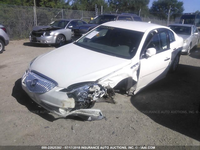 1G4HC5EM4BU117879 - 2011 BUICK LUCERNE CXL WHITE photo 2