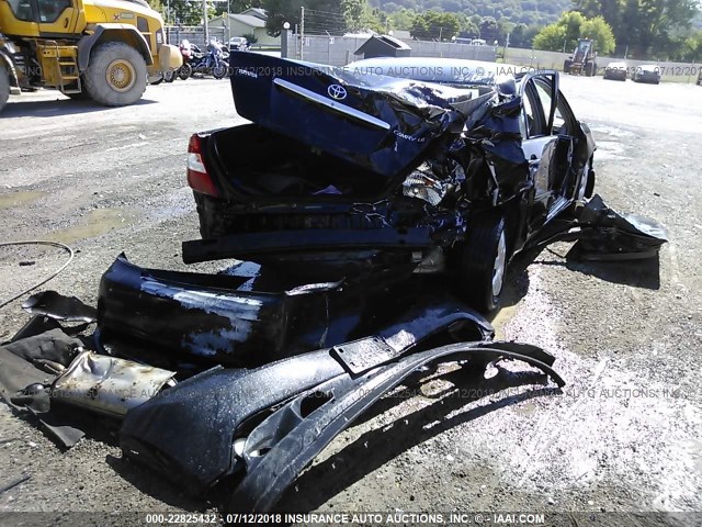 4T1BE32K44U345097 - 2004 TOYOTA CAMRY LE/XLE/SE შავი ფოტო 6