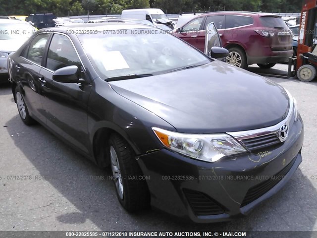 4T1BF1FK9CU605973 - 2012 TOYOTA CAMRY SE/LE/XLE GRAY photo 1