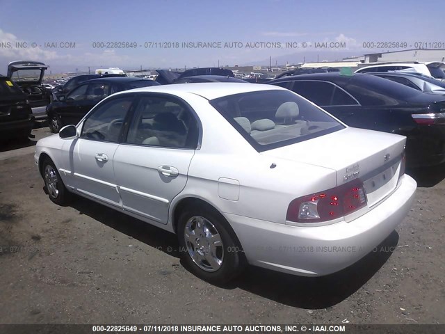 KNAGD126365451779 - 2006 KIA OPTIMA LX/EX WHITE photo 3