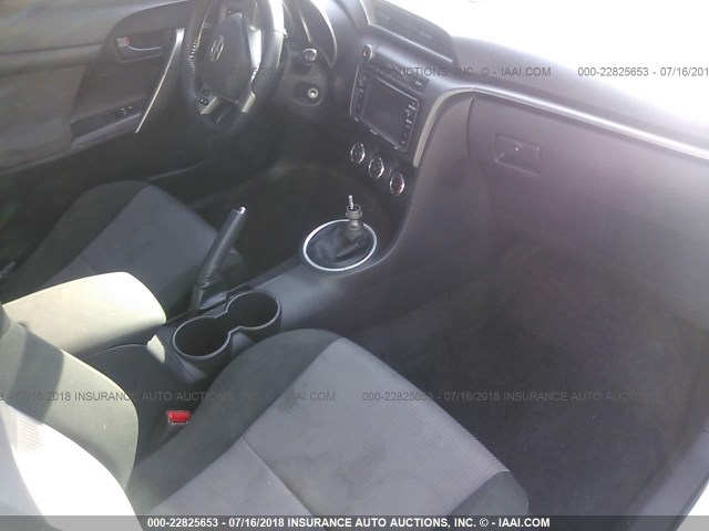 JTKJF5C73E3077887 - 2014 TOYOTA SCION TC 白色 照片 5