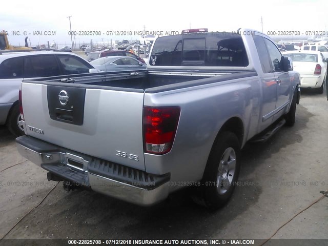 1N6AA06A54N537129 - 2004 NISSAN TITAN XE/SE/LE 银色 照片 4