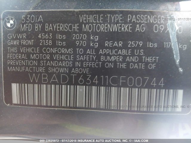 WBADT63411CF00744 - 2001 BMW 530 I AUTOMATIC GRAY photo 9