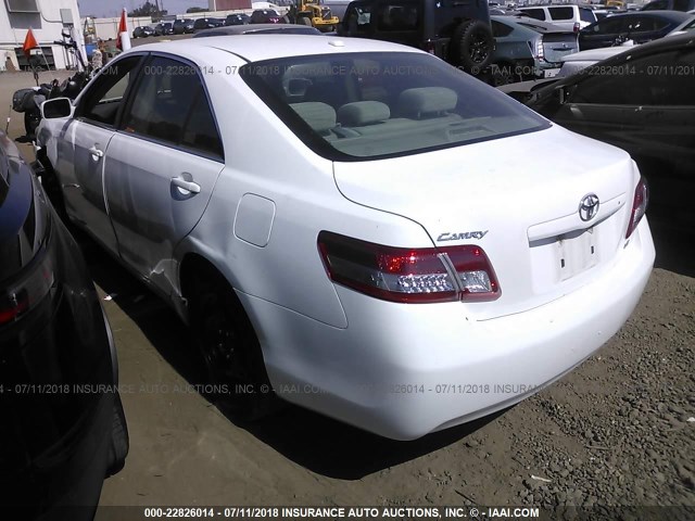 4T4BF3EK5BR167762 - 2011 TOYOTA CAMRY SE/LE/XLE თეთრი ფოტო 3