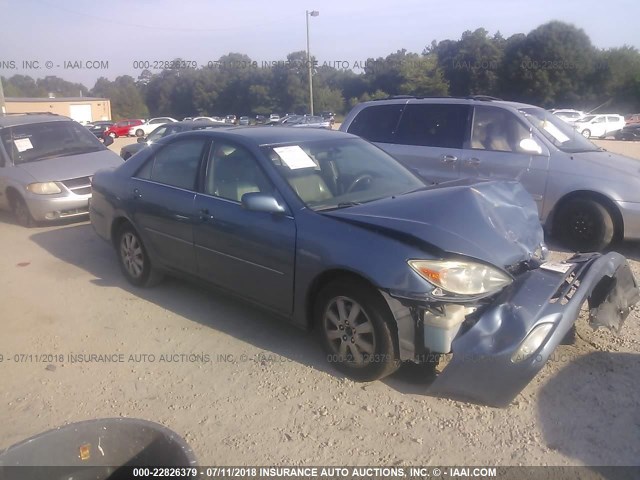 4T1BF30K74U574230 - 2004 TOYOTA CAMRY LE/XLE/SE Көк фото 1