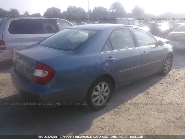 4T1BF30K74U574230 - 2004 TOYOTA CAMRY LE/XLE/SE Көк фото 4