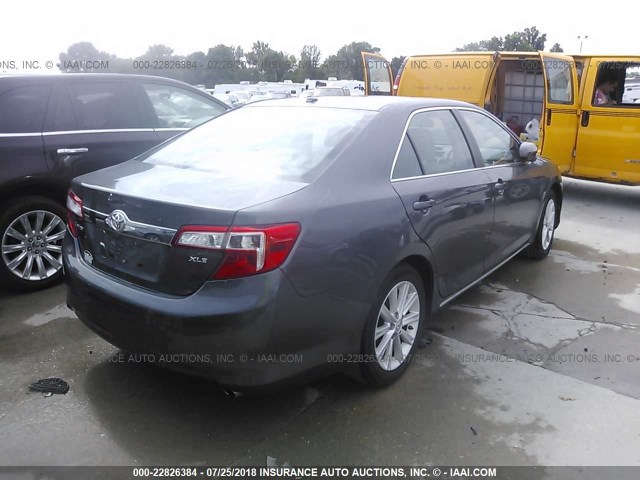 4T1BF1FKXEU821320 - 2014 TOYOTA CAMRY L/SE/LE/XLE 灰色 照片 4