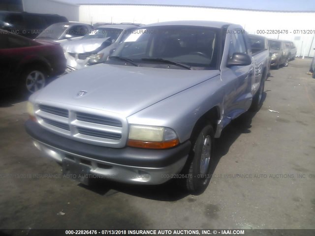 1B7GL32X92S553898 - 2002 DODGE DAKOTA SPORT/RT SILVER photo 2