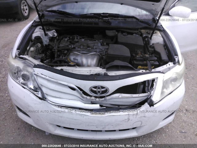 4T4BF3EK6AR019697 - 2010 TOYOTA CAMRY SE/LE/XLE WHITE photo 10
